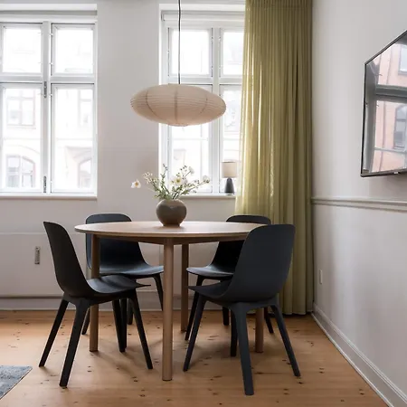 The Little Blue House 1 By Daniel&jacob's